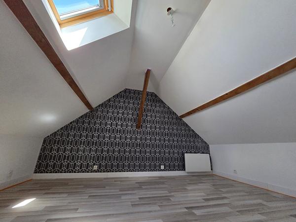 Maison Dourdan 5 pièces de 160 m2 avec grange attenante de 80 m² + garage 20 m²