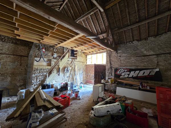 Maison Dourdan 5 pièces de 160 m2 avec grange attenante de 80 m² + garage 20 m²
