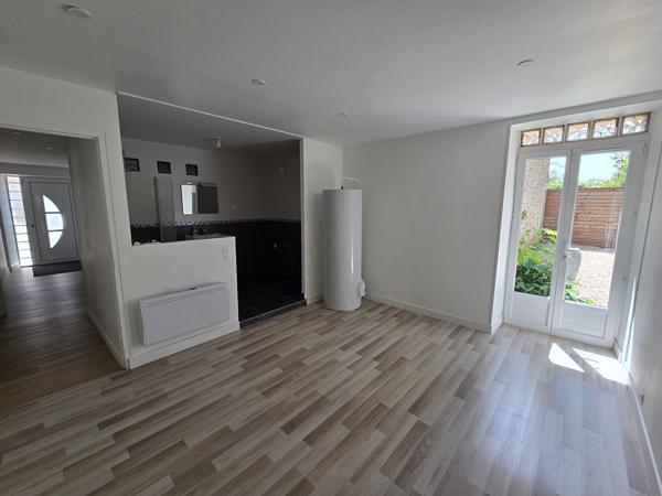 Maison Dourdan 5 pièces de 160 m2 avec grange attenante de 80 m² + garage 20 m²