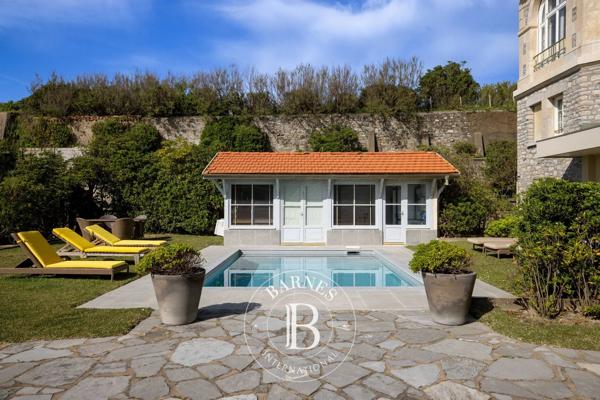 Biarritz, Appartement 6 Chambres -  300 m² à vendre
