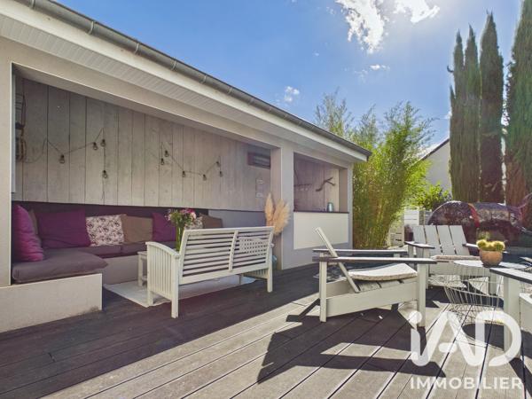 Maison à vendre 6 pièces 254 m² Saint-Julien-les-Villas