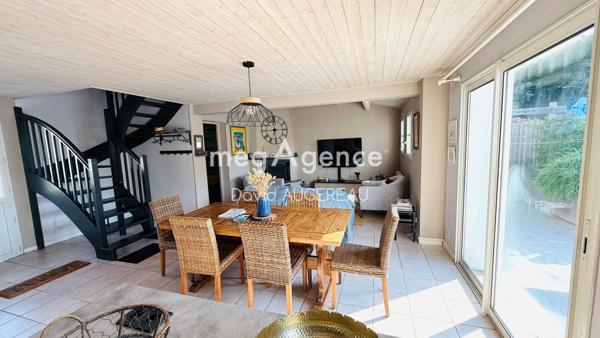 Maison à L' ILE-D'YEU, 85350 - 4 pièces 94m²