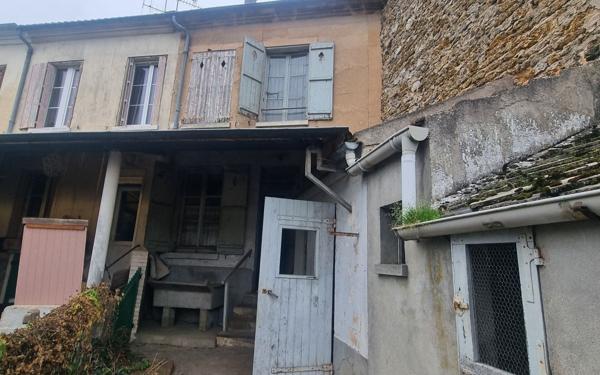 Maison à vendre    3 pièces •  Fère-en-Tardenois