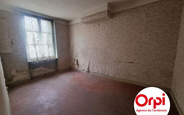 Maison à vendre    3 pièces •  Fère-en-Tardenois