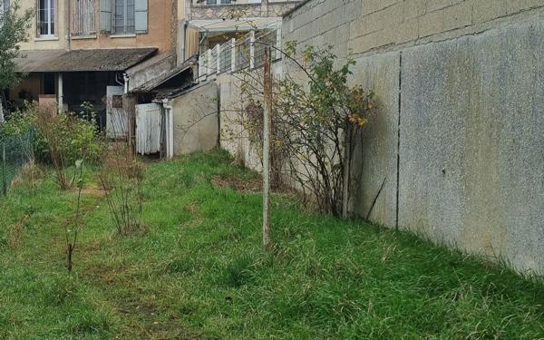 Maison à vendre    3 pièces •  Fère-en-Tardenois