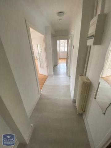 Appartement à louer 2 pièces 59.21m² Clermont-Ferrand (63100)