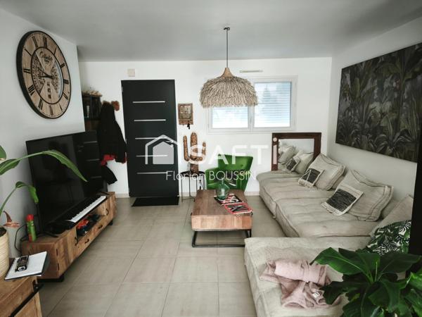 Très bien situé intra muros de la Fleche