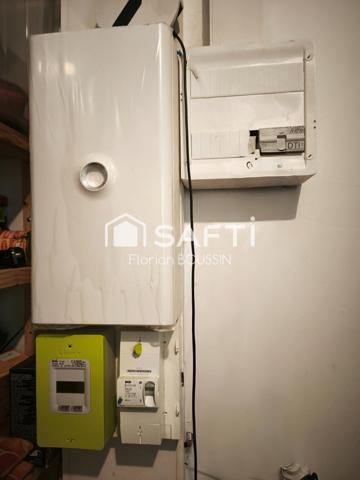 Très bien situé intra muros de la Fleche