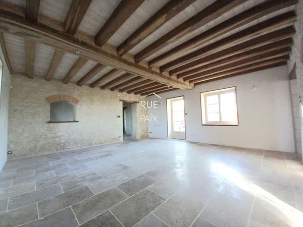 86200 POUANT Maison corps de ferme 244.09 m²