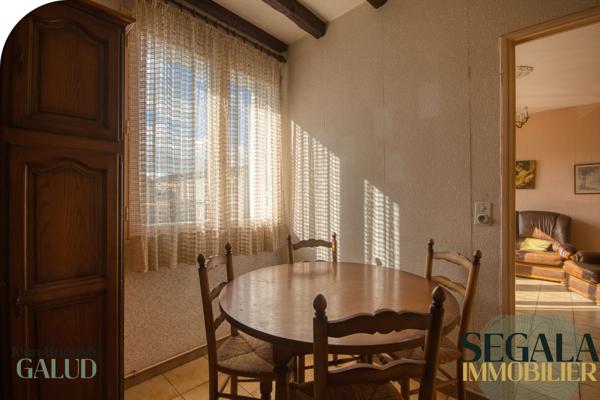 Saint-Benoît-de-Carmaux (81400) Immeuble centre Saint-Benoît – Local 75 m² + appartement