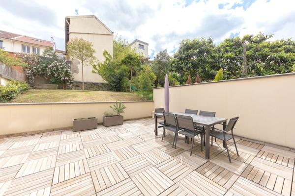 Issy-les-Moulineaux (92130) Appartement d'exception avec 80m2 de jardin terrasse plein sud