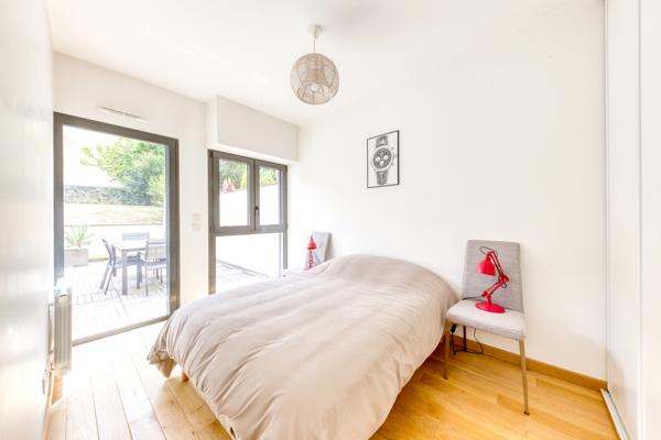 Issy-les-Moulineaux (92130) Appartement d'exception avec 80m2 de jardin terrasse plein sud