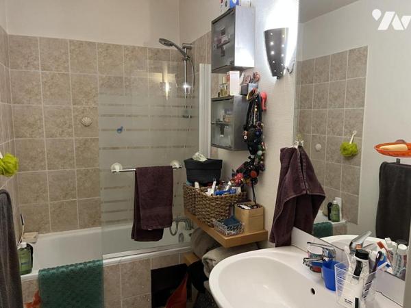 Vaucelles, à l'abri de l'agitation, 3 pièces en duplex dans impasse