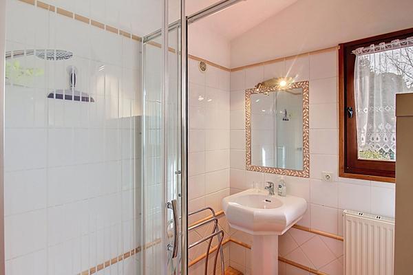 A VENDRE EN EXCLUSIVITE à LORGUES - Villa de 112m² sur un terrain de 1123m² avec PISCINE et GARAGE - VUE - AU CALME