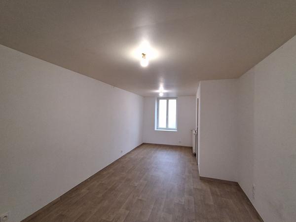 Vente immeuble La Roche Sur Yon : 425 000 € - AJP Immobilier La Roche-sur-Yon