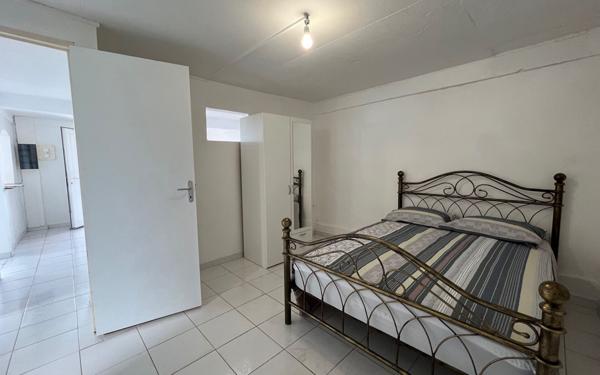 Appartement à louer    2 pièces • 44 m2 Fort-de-France