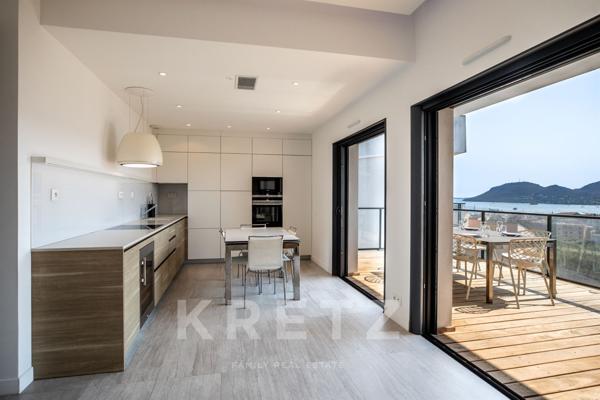 APPARTEMENT VUE MER et MONTAGNE