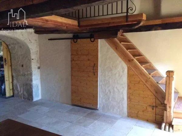 Vente                                                      Maison
                        
                                         358 m2                     à Sévérac-d'Aveyron