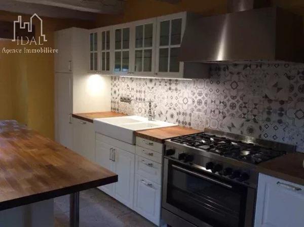 Vente                                                      Maison
                        
                                         358 m2                     à Sévérac-d'Aveyron