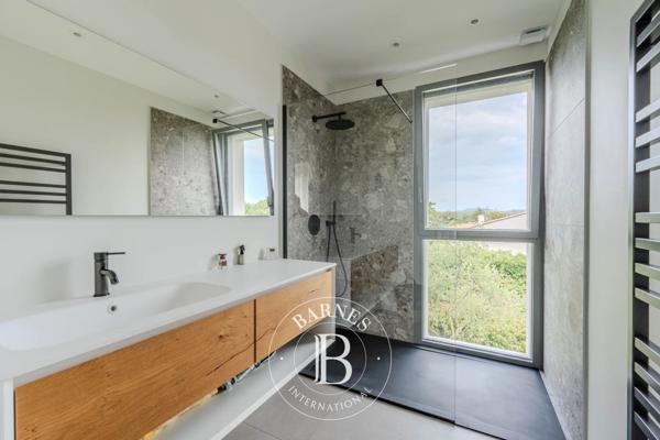 Aix-en-Provence, Villa 4 Chambres -  210 m² à vendre