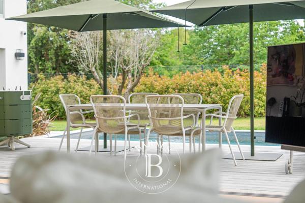 Aix-en-Provence, Villa 4 Chambres -  210 m² à vendre