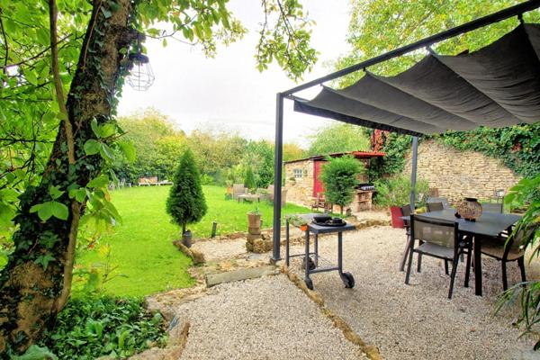 Maison rénovée en pierre à vendre CHAMPVANS (39)