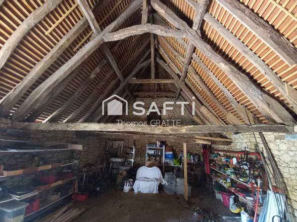 Grange en pierre 130 m², Proche Sarlat, Toiture neuve + garage