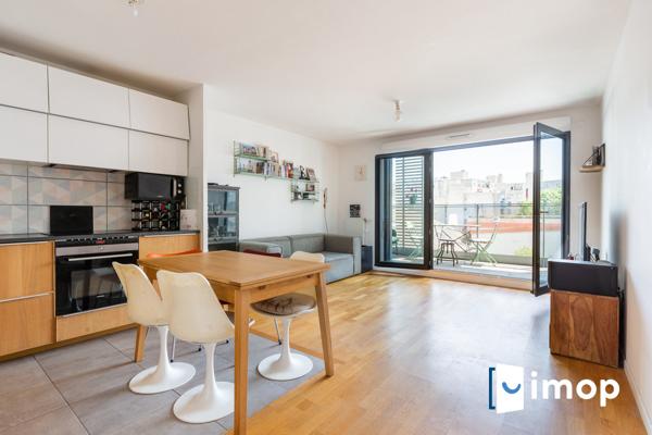 BAS MONTREUIL : Lumineux 4 pièces 3 chambres avec terrasses