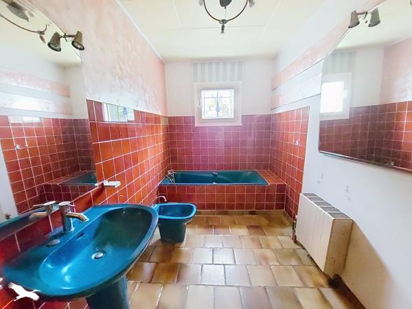 Maison à vendre 150 500 € Mirambeau 4 p 110 m² DPE E