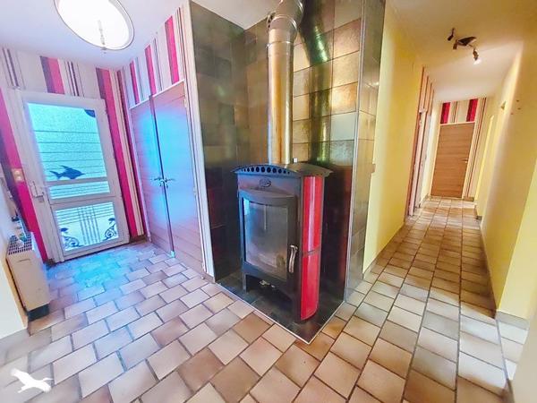 Maison à vendre 150 500 € Mirambeau 4 p 110 m² DPE E