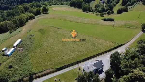Vente                                                      Terrain
                        
                                         12475 m2                     à Astugue