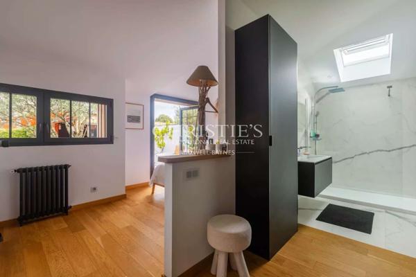 Bruges limite Bouscat – Maison d’environ 190 m2 avec jardin et piscine