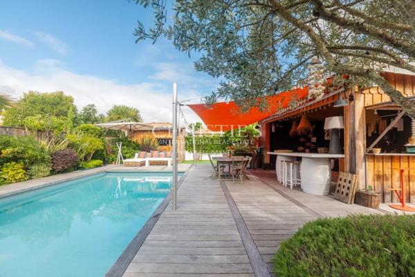 Bruges limite Bouscat – Maison d’environ 190 m2 avec jardin et piscine