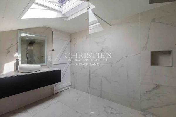 Bruges limite Bouscat – Maison d’environ 190 m2 avec jardin et piscine