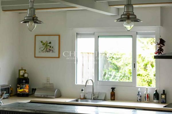 Bruges limite Bouscat – Maison d’environ 190 m2 avec jardin et piscine