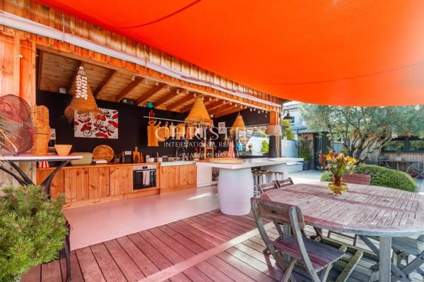 Bruges limite Bouscat – Maison d’environ 190 m2 avec jardin et piscine