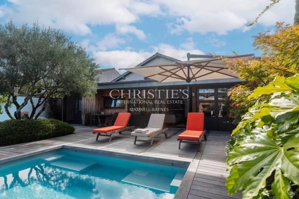 Bruges limite Bouscat – Maison d’environ 190 m2 avec jardin et piscine