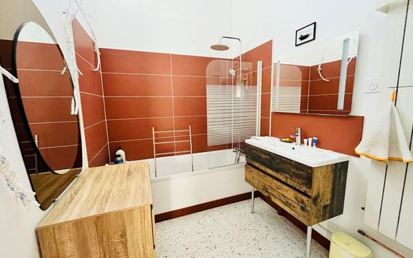 Maison à vendre    7 pièces •  Royan