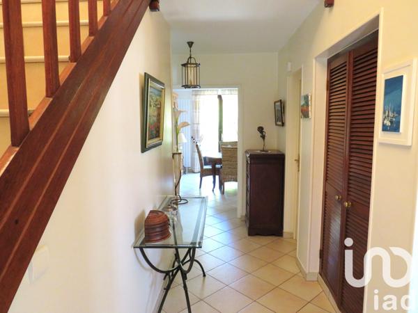 House for sale 8 rooms 163 m² Neuilly-sur-Marne