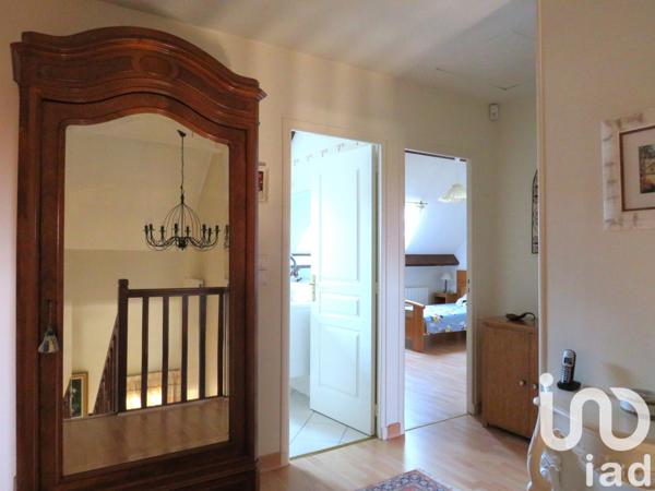 House for sale 8 rooms 163 m² Neuilly-sur-Marne