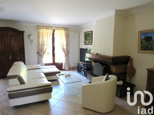 House for sale 8 rooms 163 m² Neuilly-sur-Marne