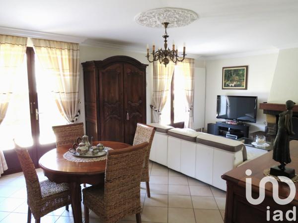 House for sale 8 rooms 163 m² Neuilly-sur-Marne