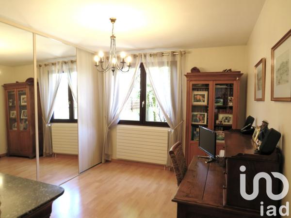 House for sale 8 rooms 163 m² Neuilly-sur-Marne