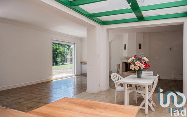 Maison à vendre 7 pièces 203 m² Écully