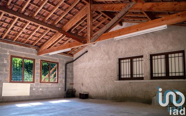 Maison à vendre 7 pièces 203 m² Écully