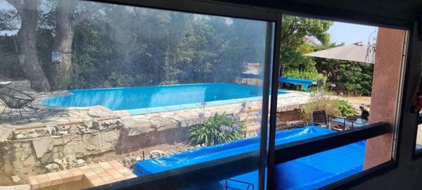 VILLA AUX PORTES DE CASSIS 9 pièce(s) 190 m2 SUR 800 m²