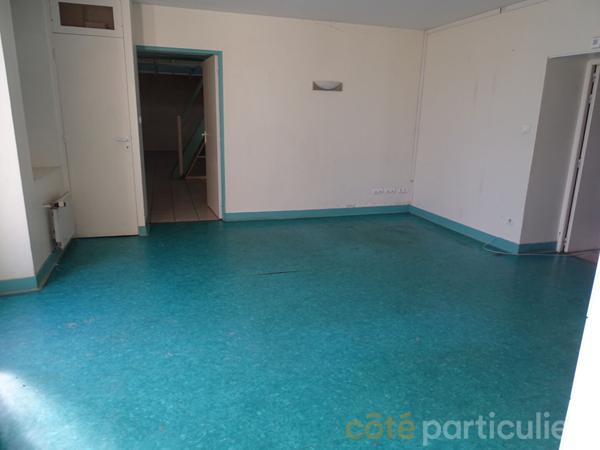 Vente Maison165 m² - 9 Pièces - LIGNIERES (18160)