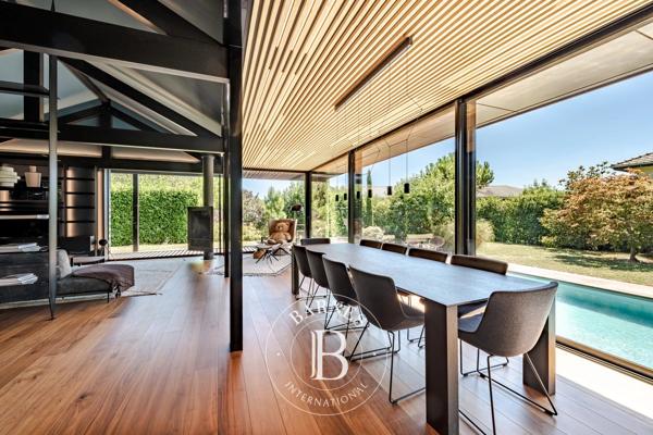 Annecy-le-Vieux, Maison 5 Chambres -  265 m² à vendre