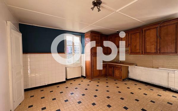 Maison à louer    6 pièces •  Saint-Hilaire-de-la-Côte