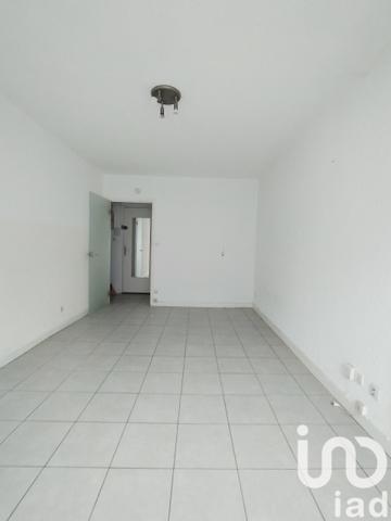 Location appartement 1 pièce 27 m² Limoges